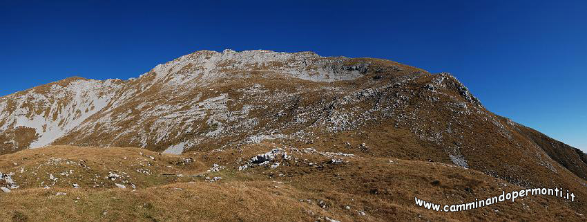 09 12646 Panoramica Cima Menna.jpg
